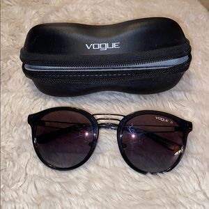 Vogue Black Sunglasses